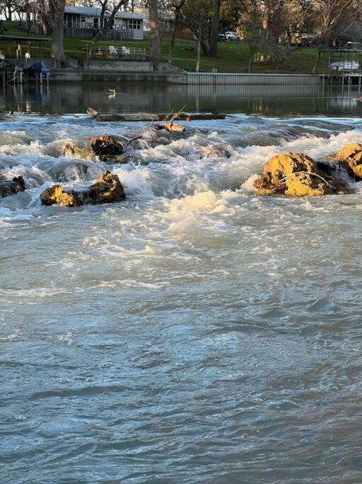 The River Haven - Sleeps 32 - On Guadalupe River Seguin Esterno foto