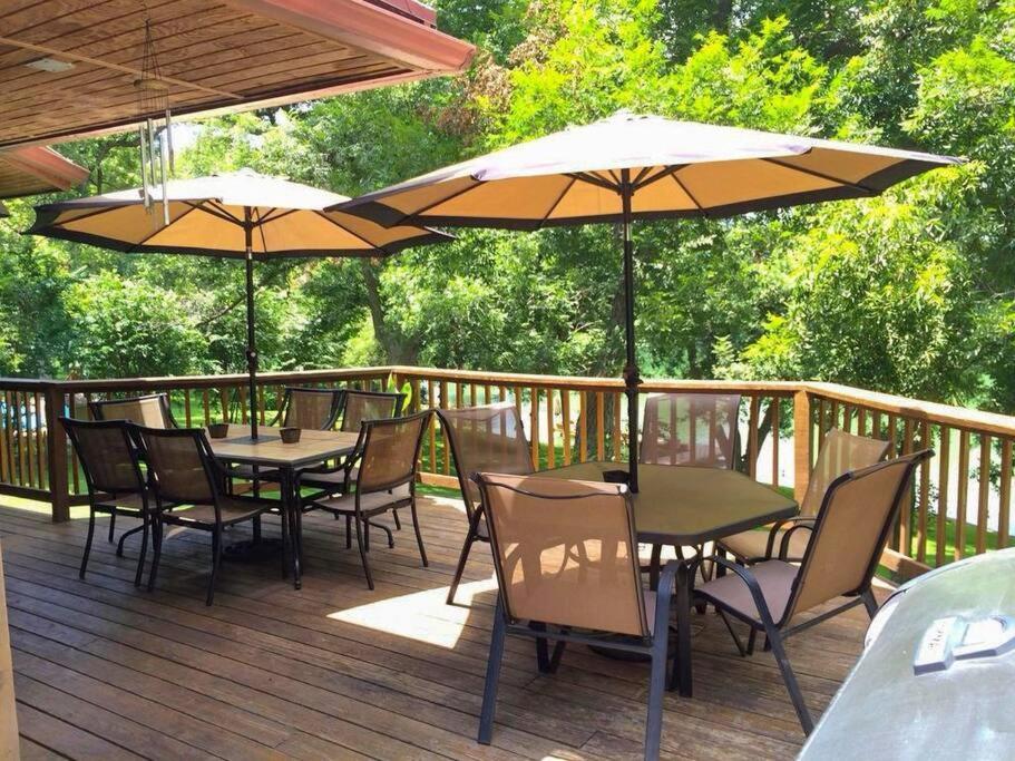 The River Haven - Sleeps 32 - On Guadalupe River Seguin Esterno foto