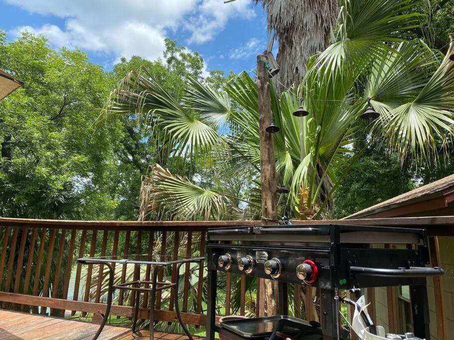 The River Haven - Sleeps 32 - On Guadalupe River Seguin Esterno foto